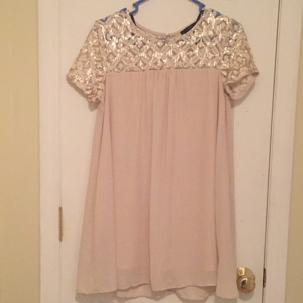 Short Sleeve Tan Sequined Dress